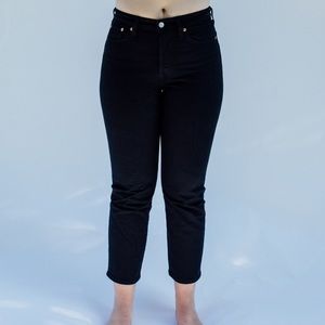 Levi’s straight size 26 black jeans